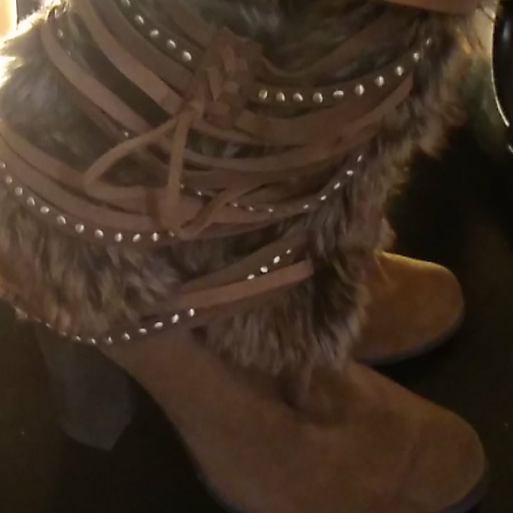 Women's boots